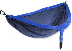 a great gift for outdoorsy girls is an Eno Hammock